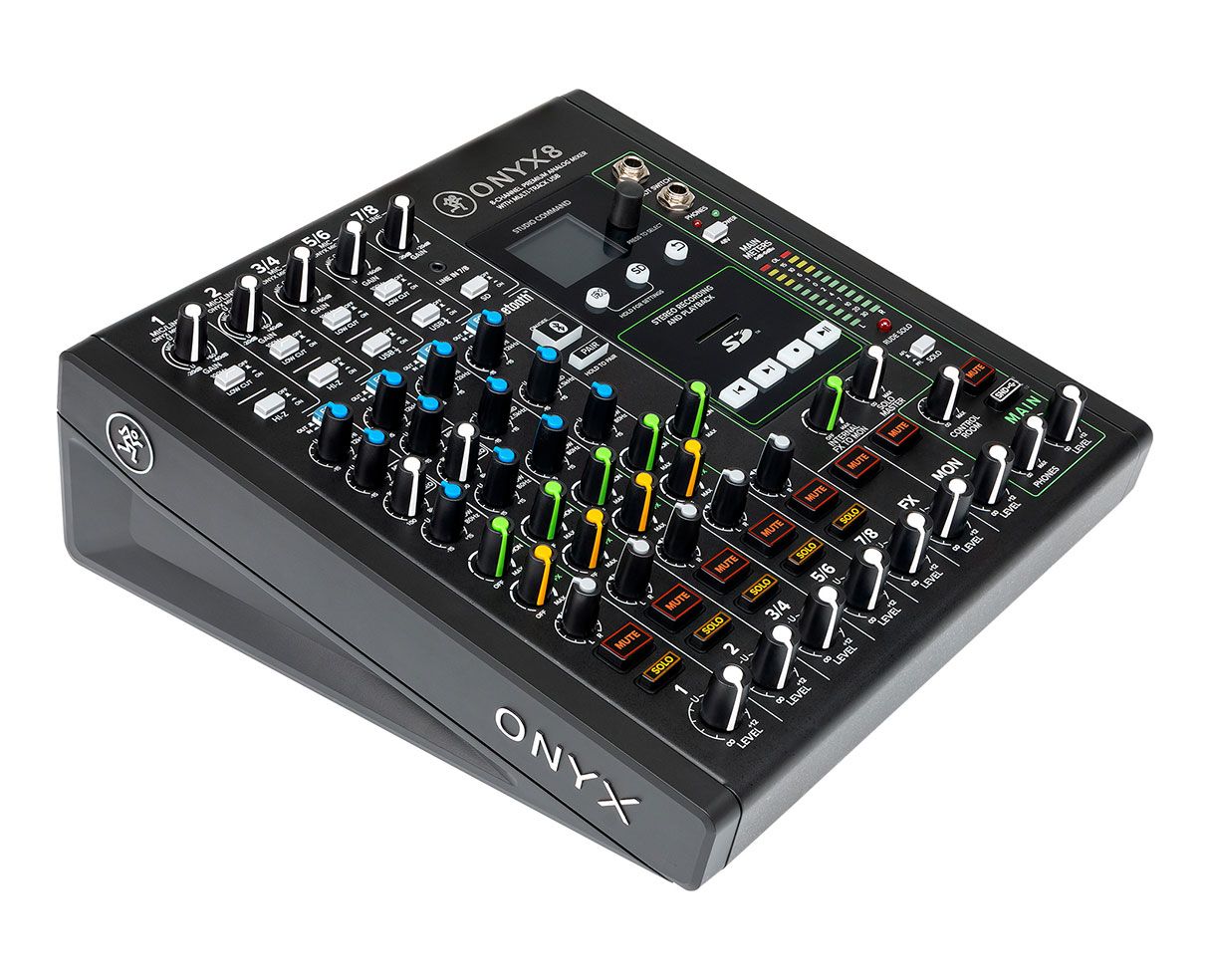 MAC-ONYX8_2